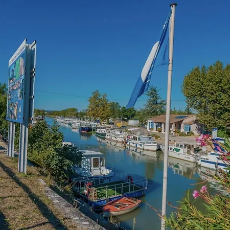 Bed & Breakfast La Gouillette En Camargue *